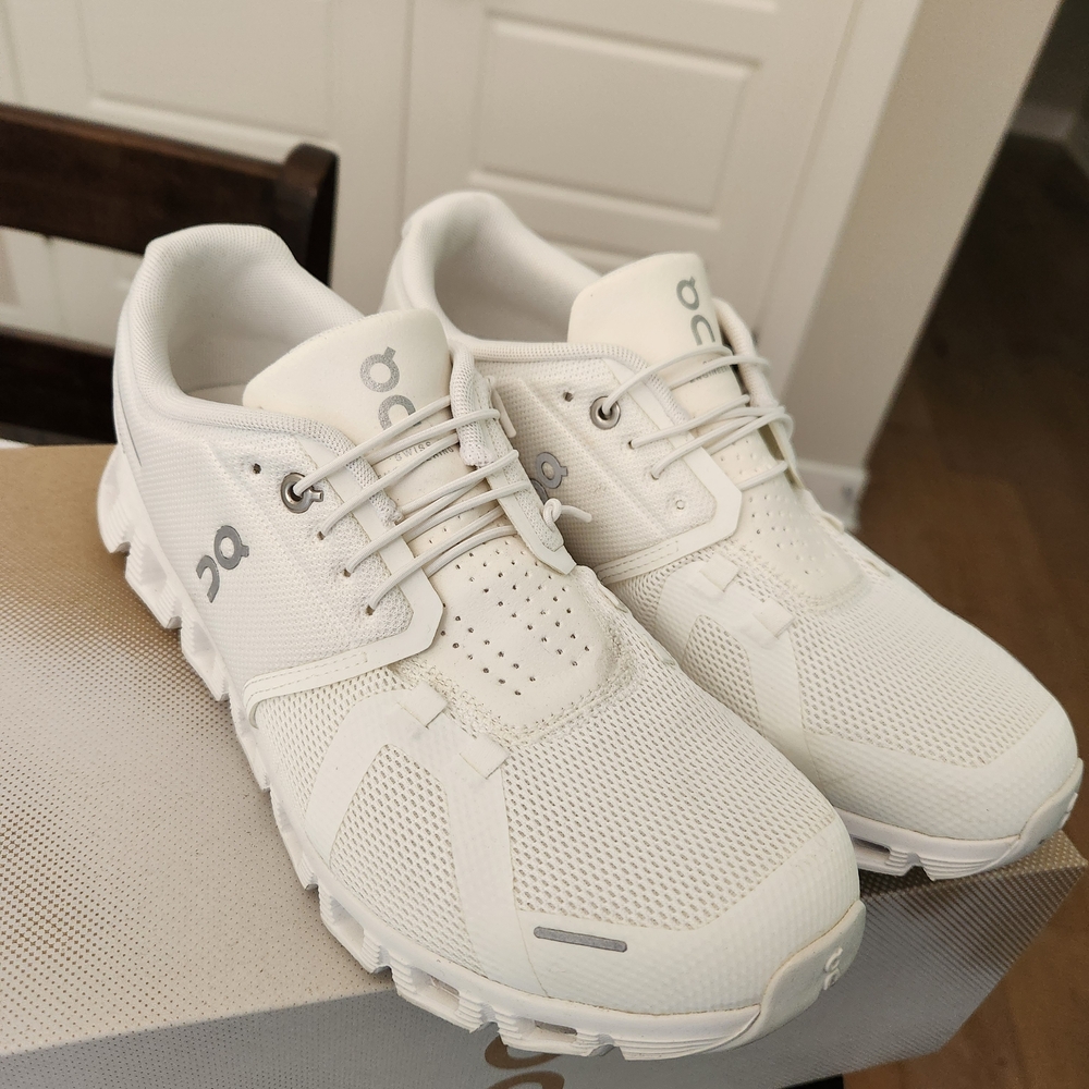 On Running Men's White Athletic Shoes